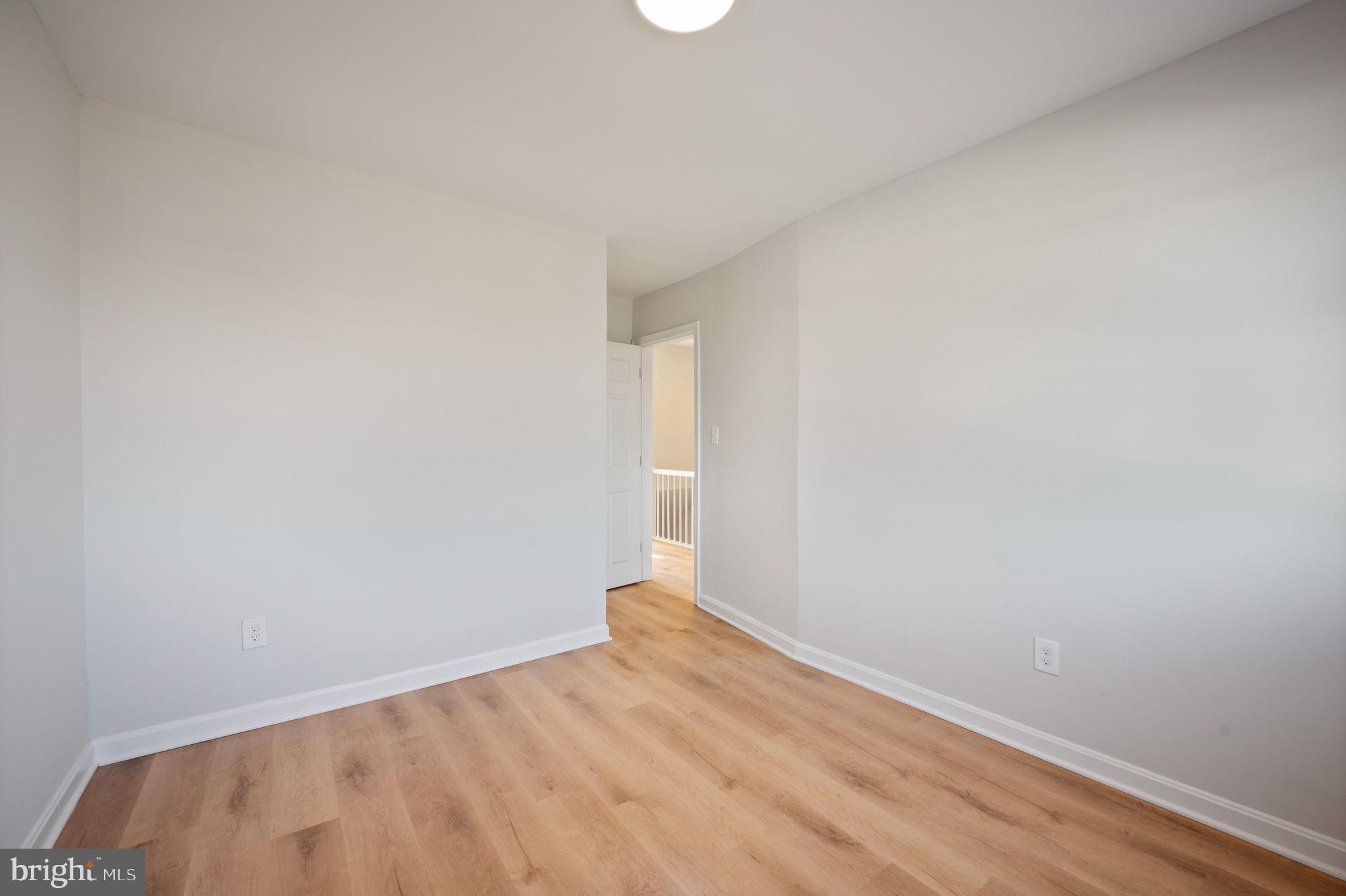 EASTWOOD - Residential