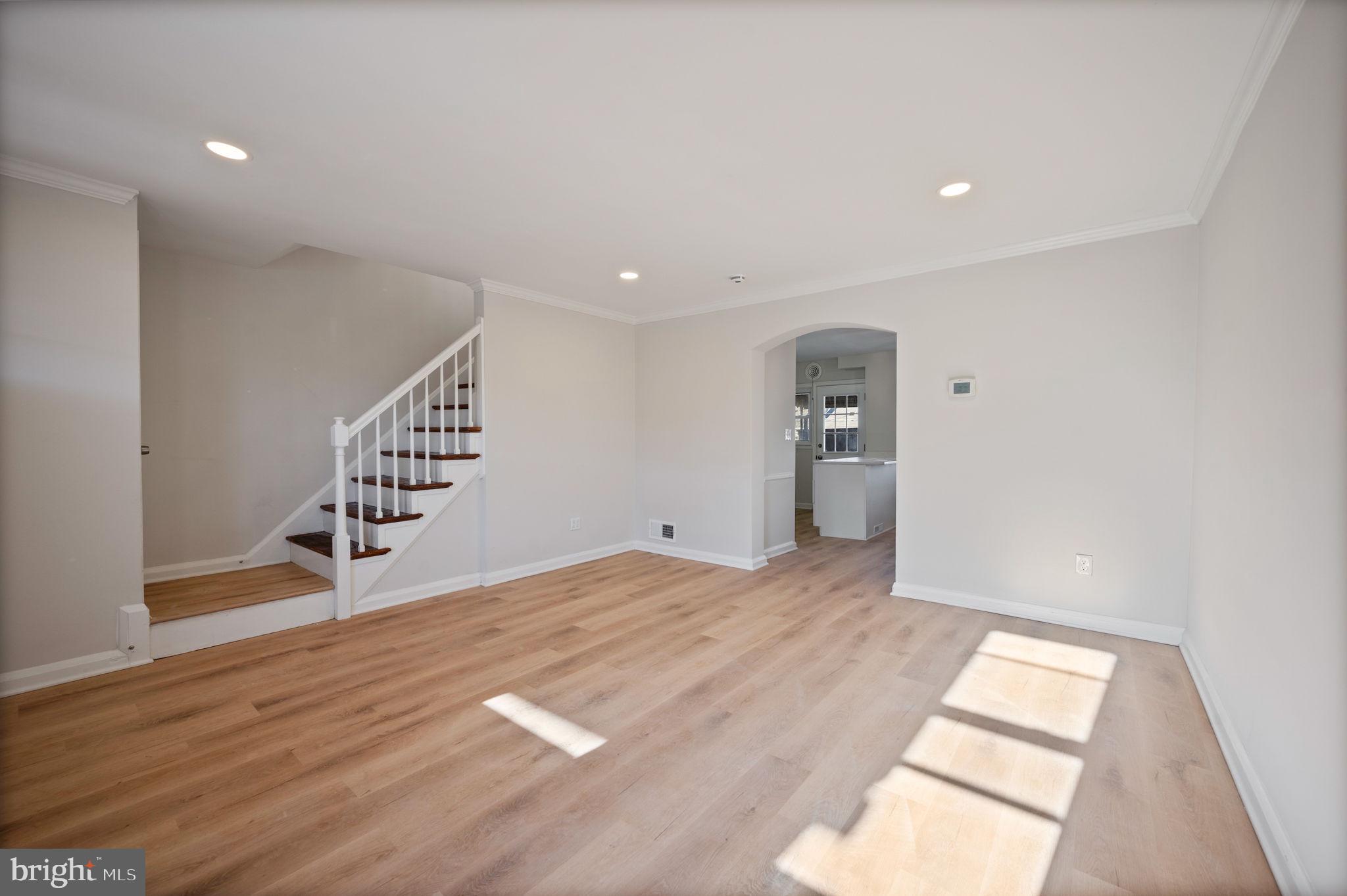 EASTWOOD - Residential