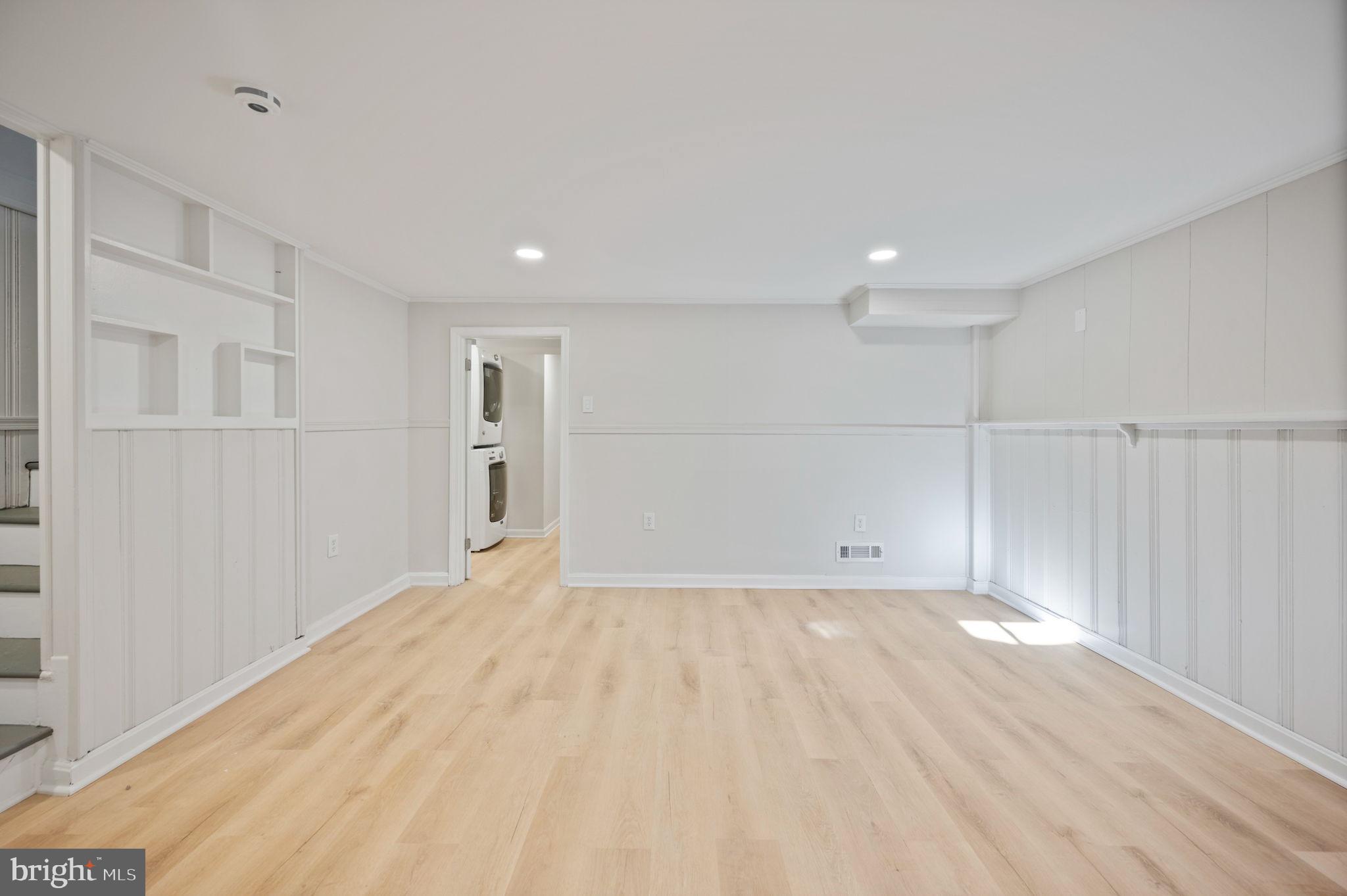 EASTWOOD - Residential