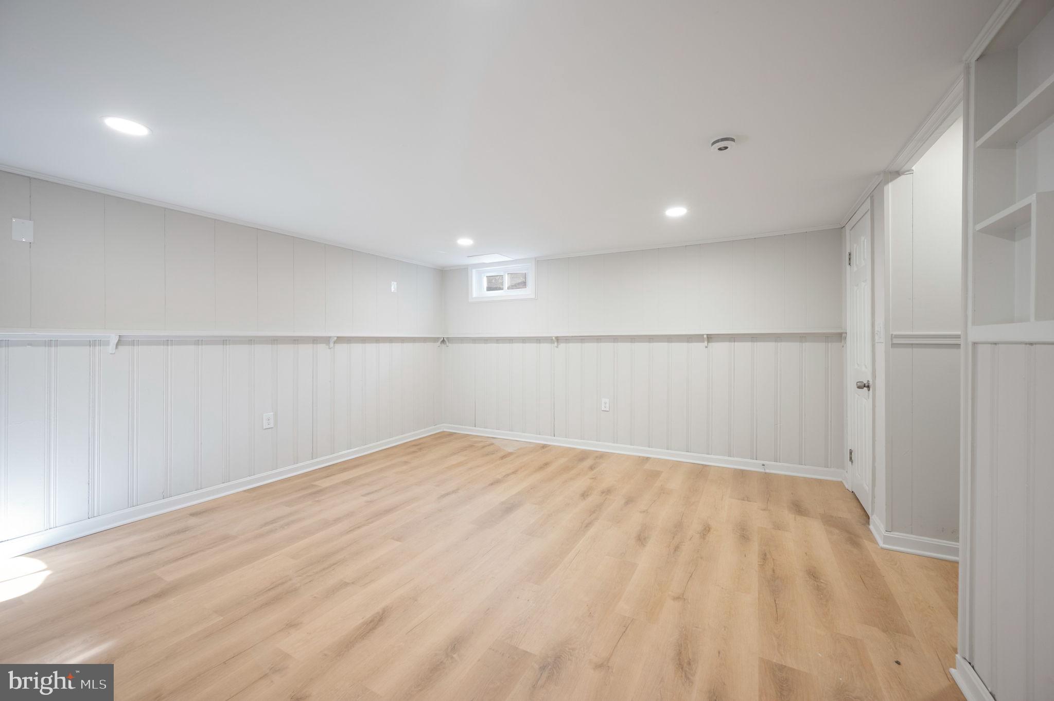 EASTWOOD - Residential