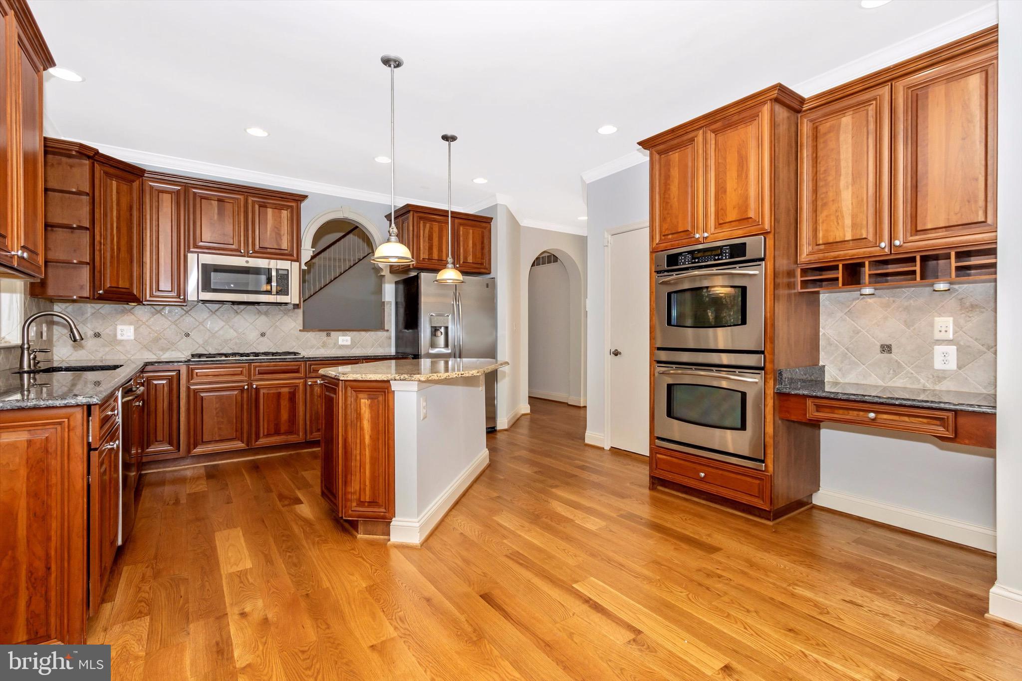 PARK PLACE AT MILL ISLAND - Residential