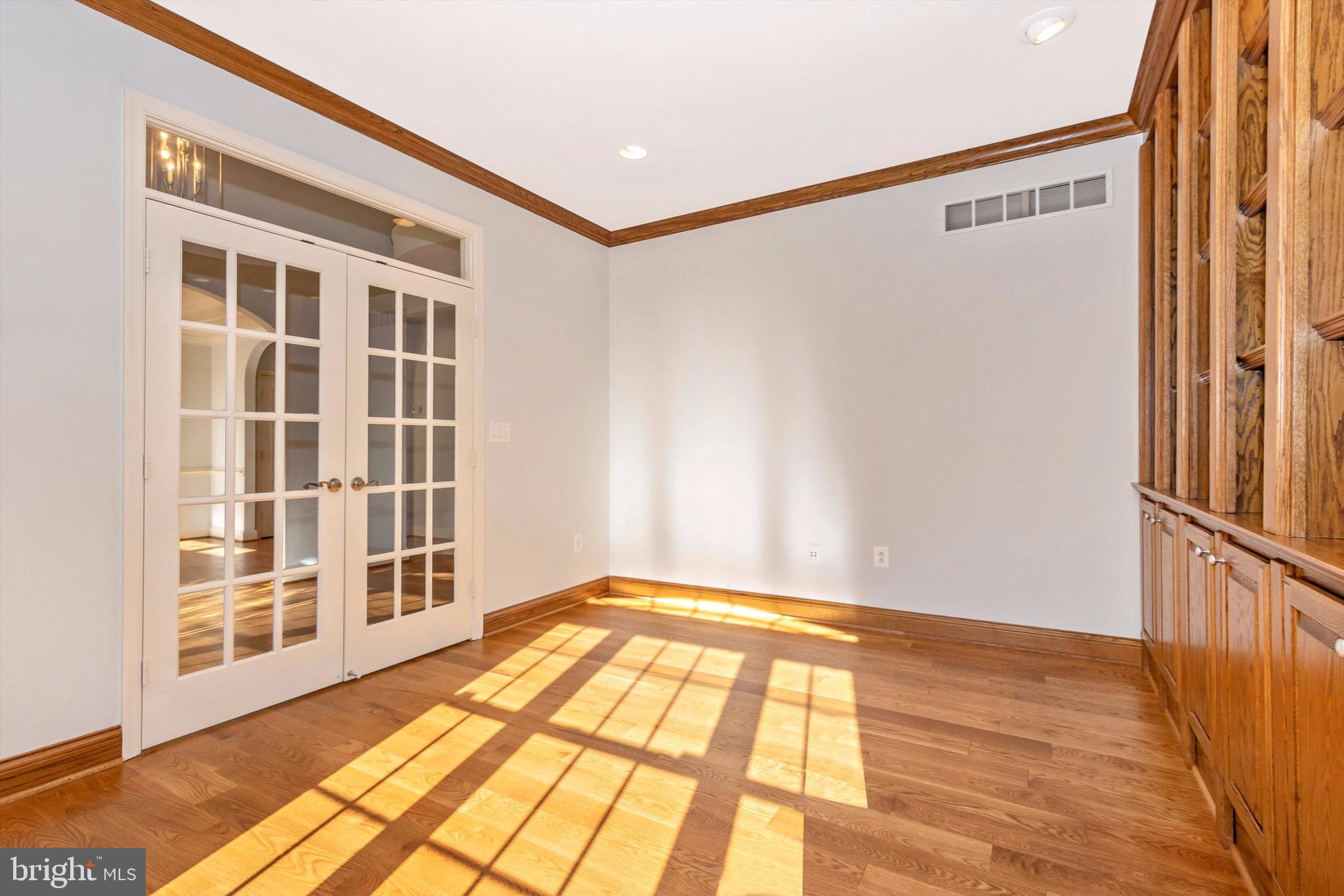 PARK PLACE AT MILL ISLAND - Residential