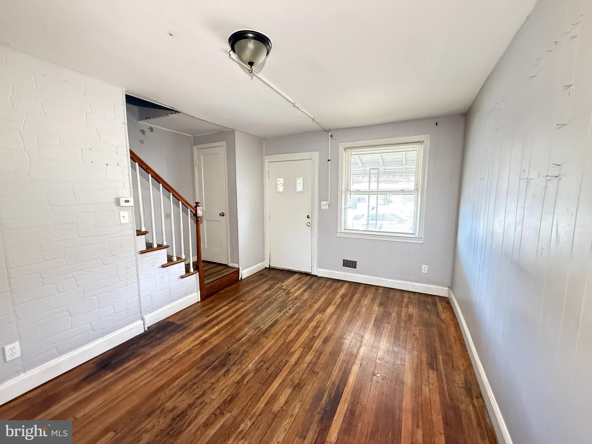 1523 ELRINO STREET