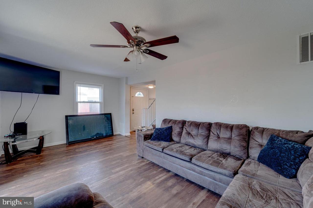 IRONGATE - Residential Lease