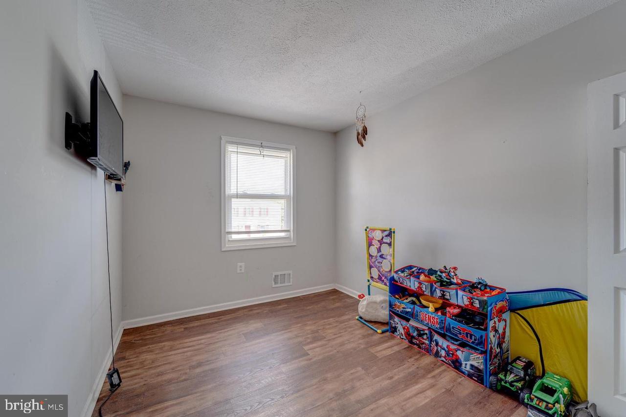 IRONGATE - Residential Lease