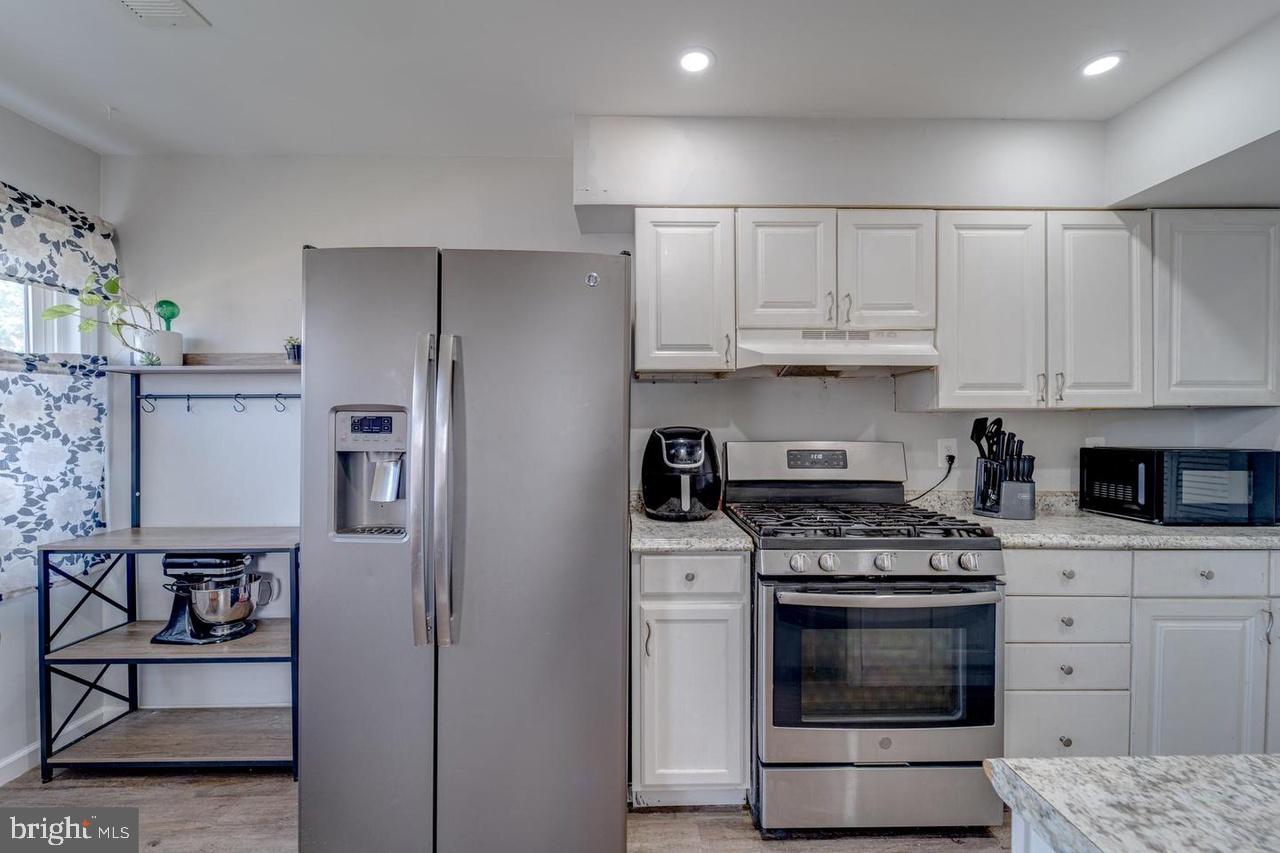 IRONGATE - Residential Lease