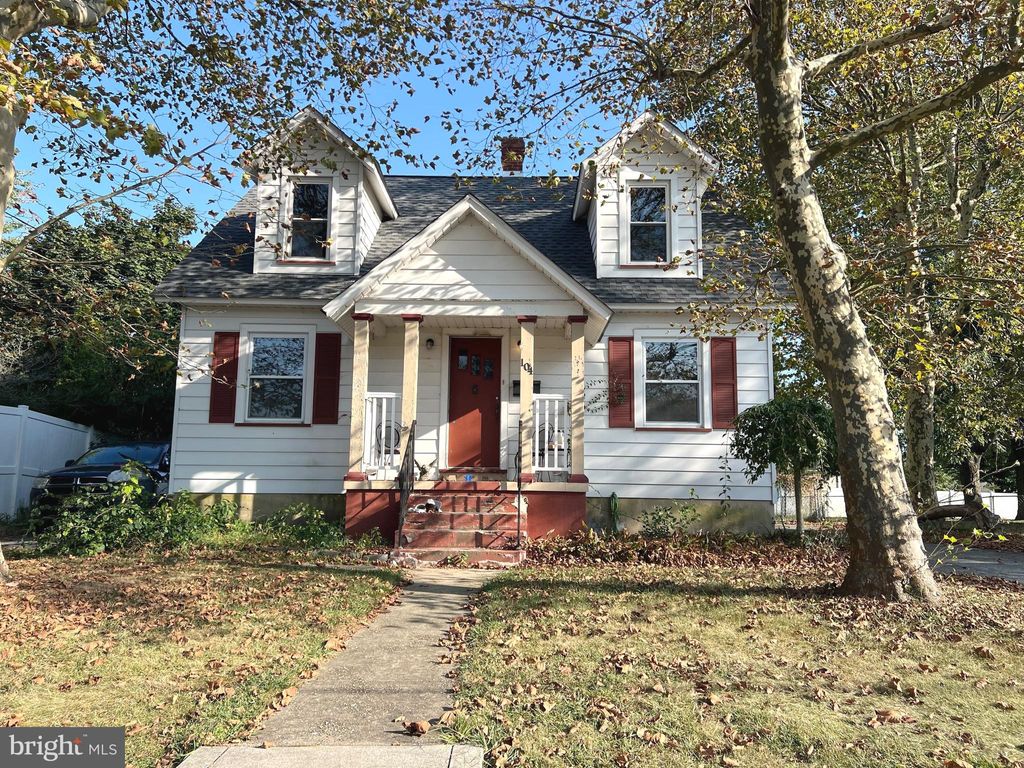 Photo of 104 Queen Avenue, PENNSVILLE, NJ 08070 (MLS # NJSA2016294)