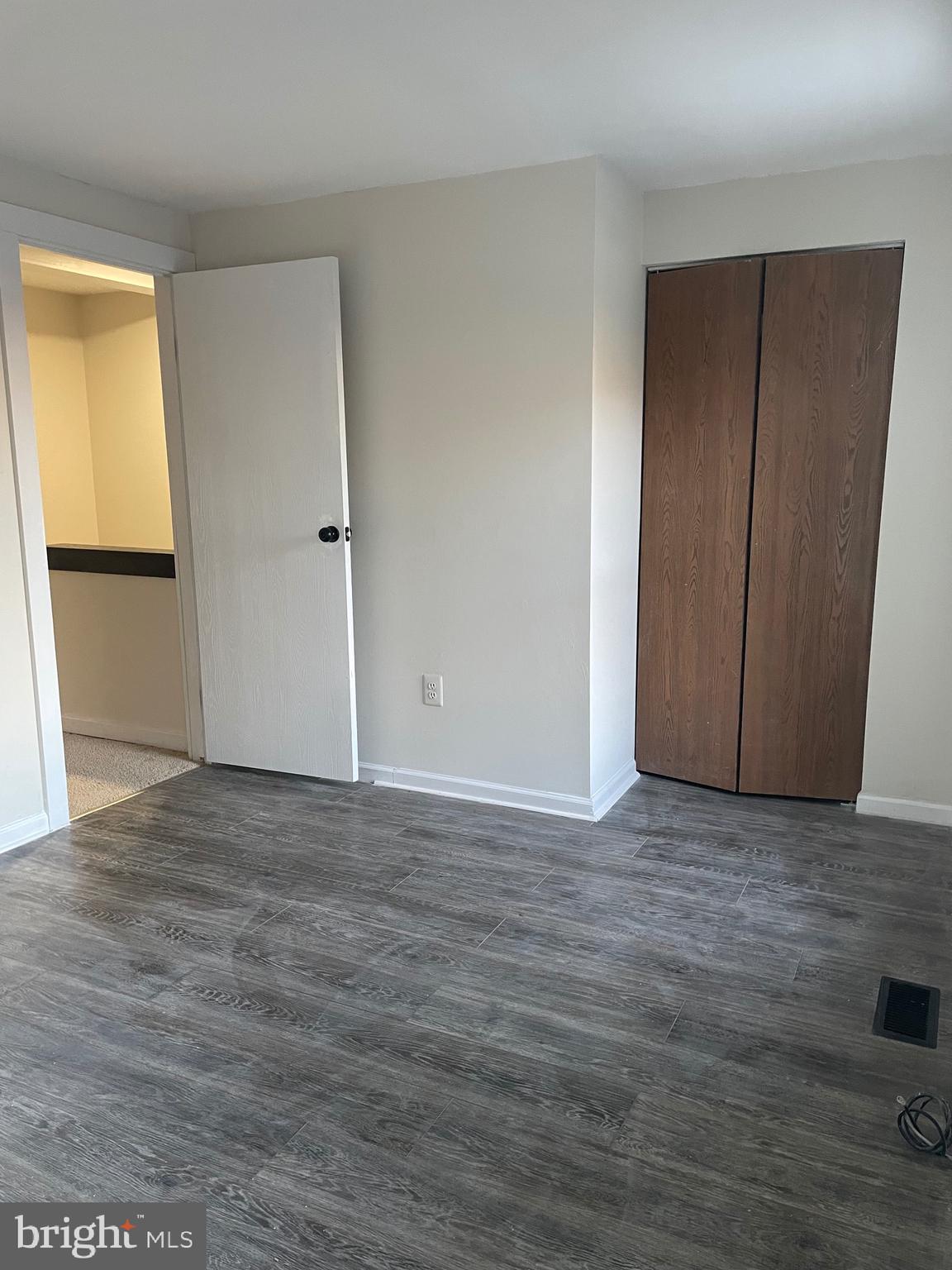 SPRING MEADOW - Residential