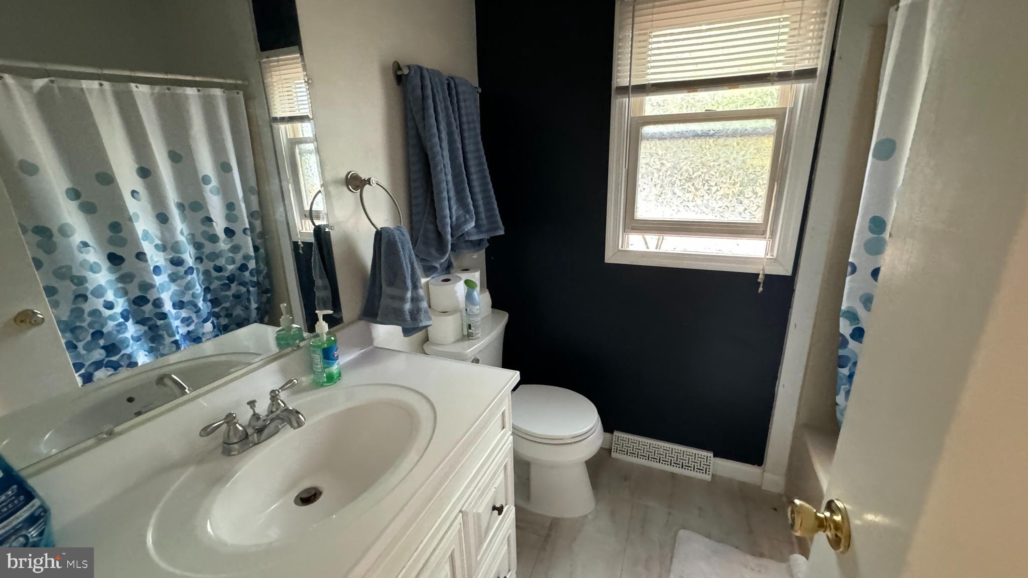 LAKE HOLIDAY ESTATES - Residential