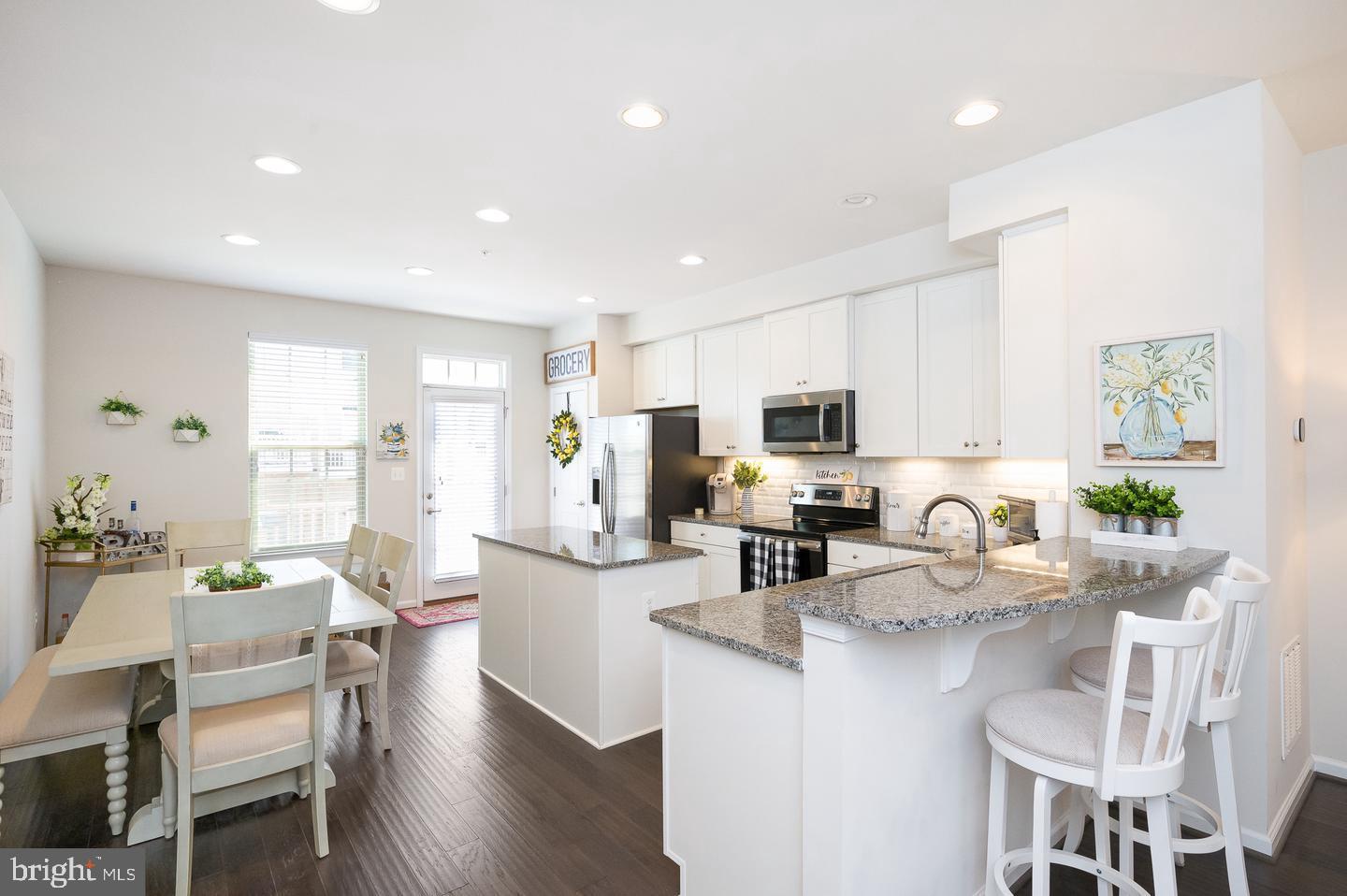 OLDHAM CROSSING - Residential