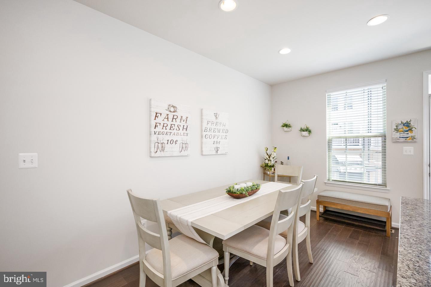 OLDHAM CROSSING - Residential