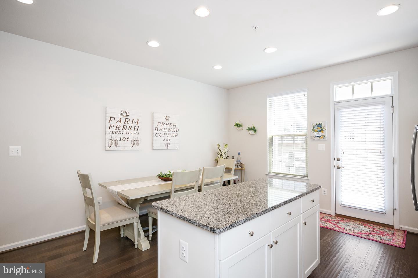 OLDHAM CROSSING - Residential