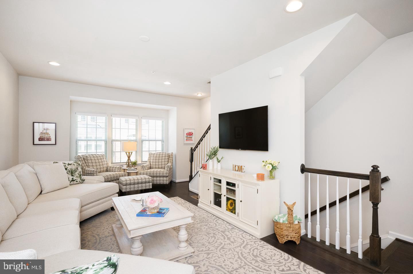 OLDHAM CROSSING - Residential