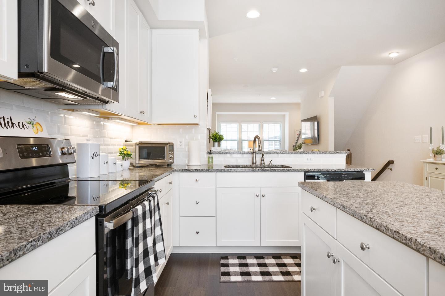 OLDHAM CROSSING - Residential