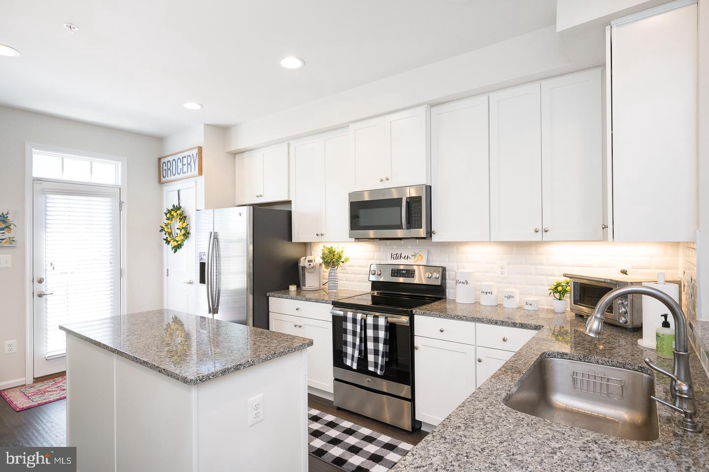 OLDHAM CROSSING - Residential