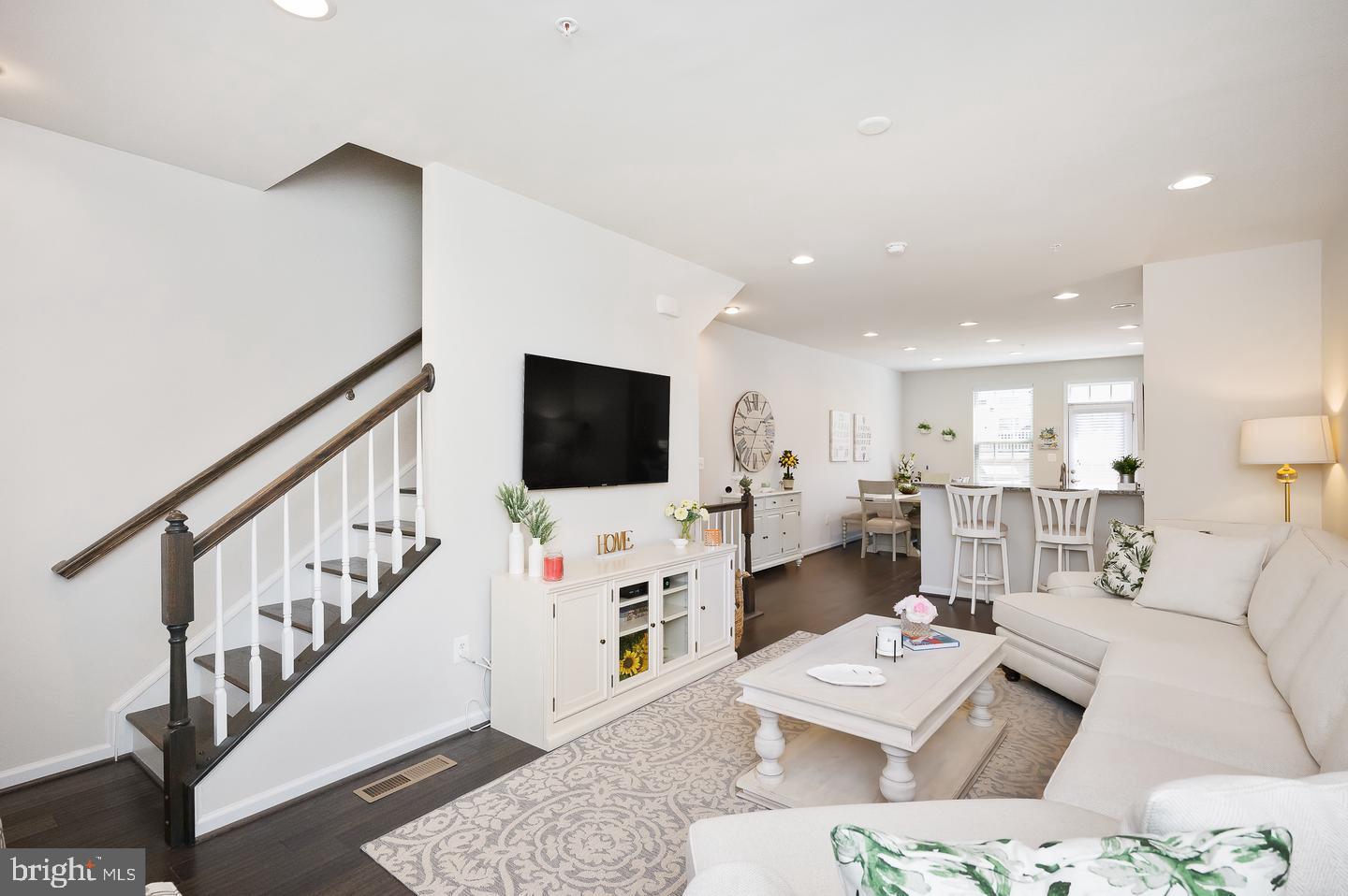 OLDHAM CROSSING - Residential