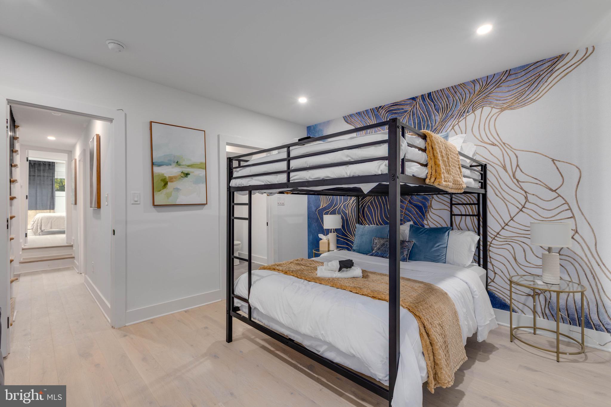 FAIRMOUNT - Residential Lease