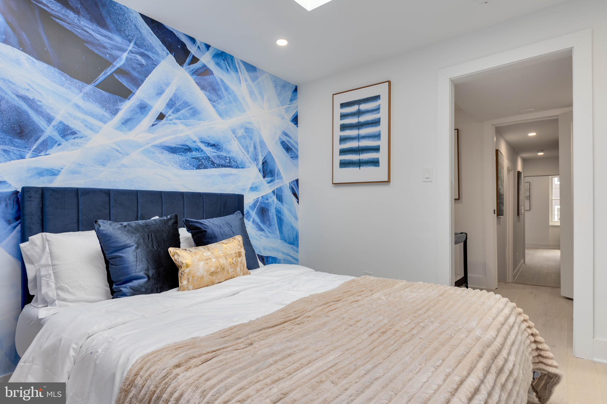 FAIRMOUNT - Residential Lease