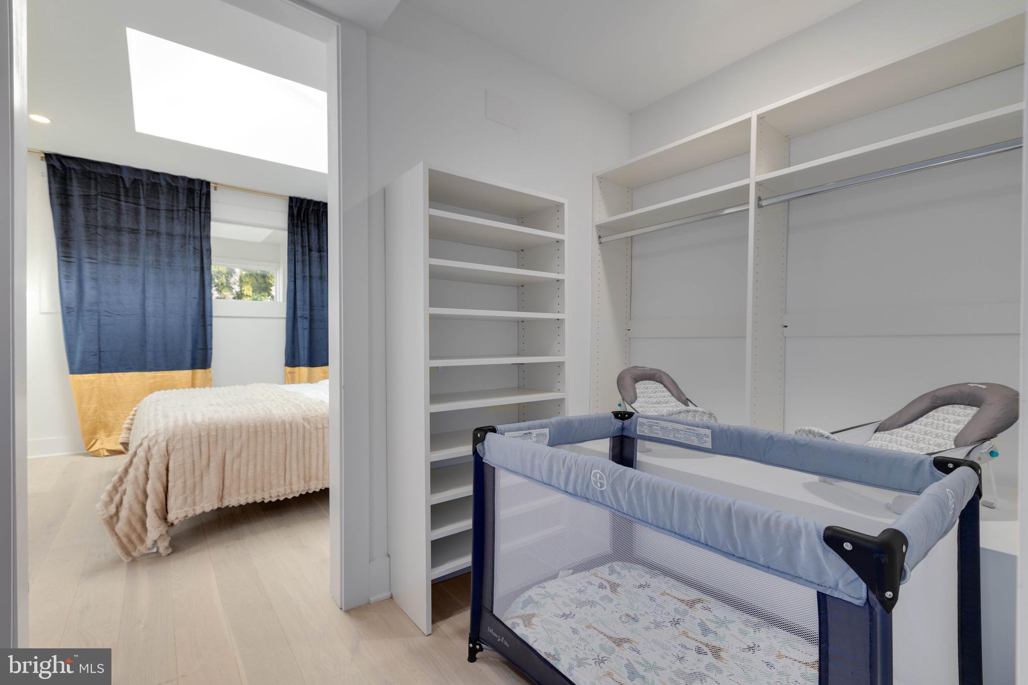 FAIRMOUNT - Residential Lease