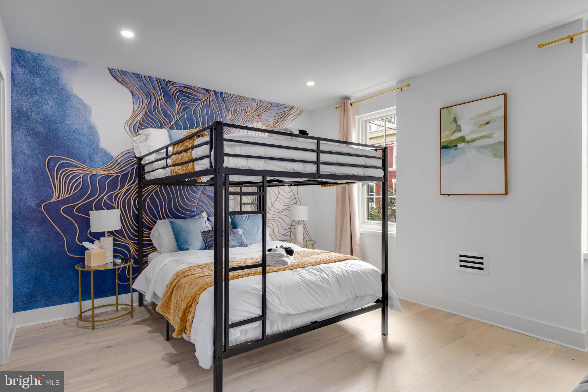 FAIRMOUNT - Residential Lease