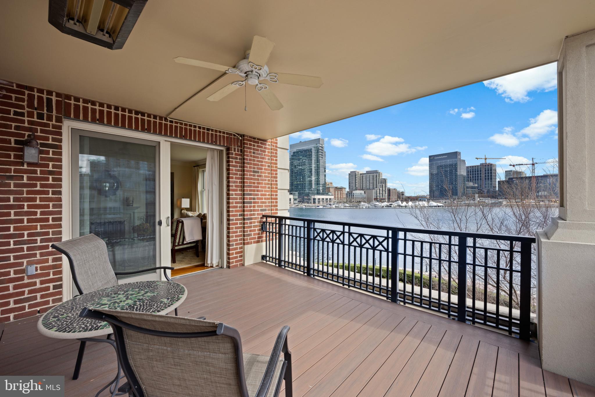 THE RITZ-CARLTON RESIDENCES - Residential