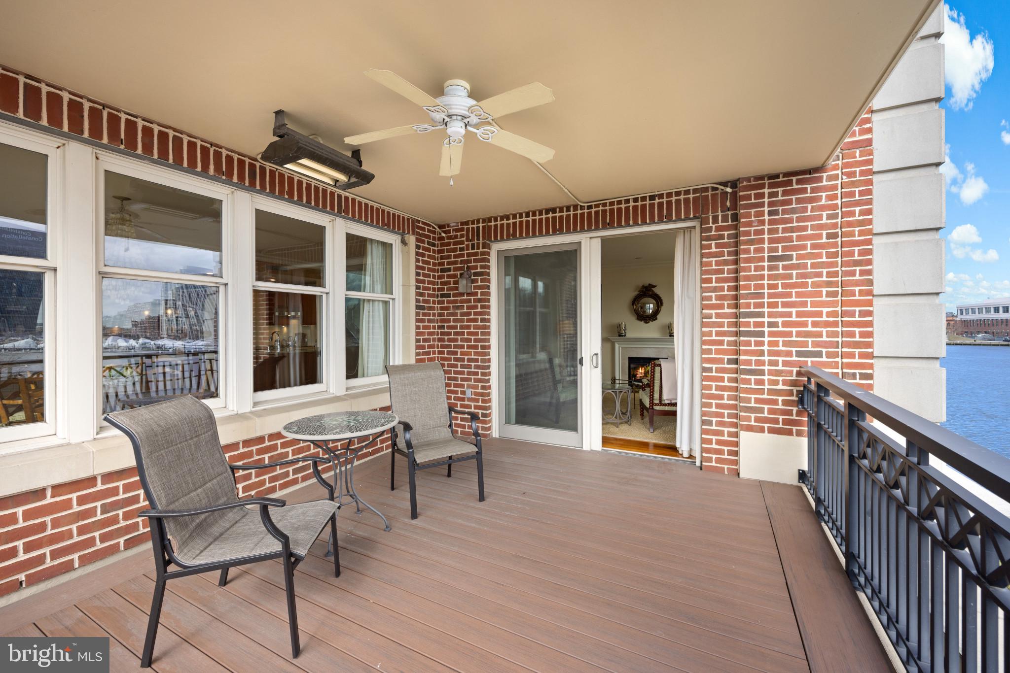 THE RITZ-CARLTON RESIDENCES - Residential