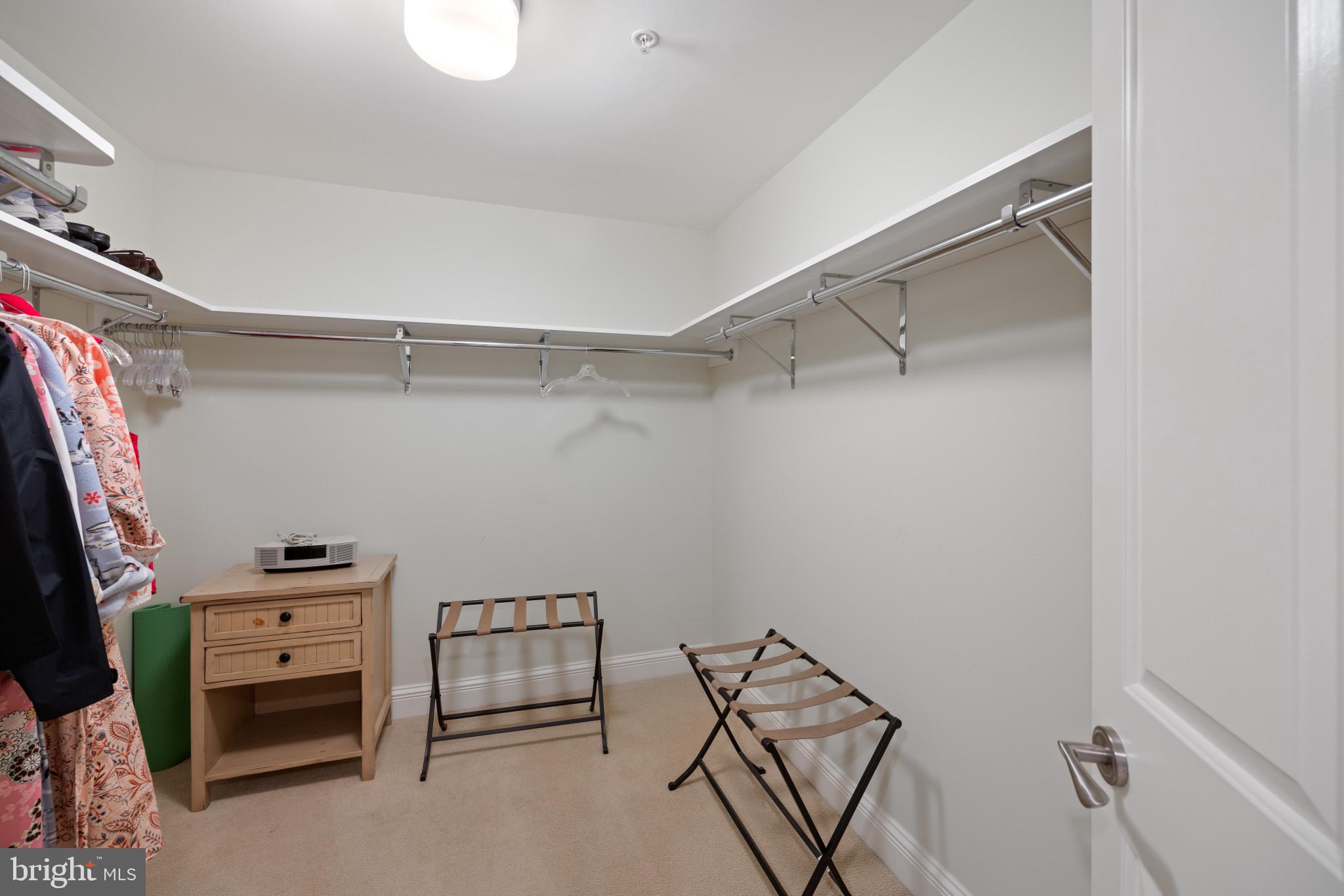 THE RITZ-CARLTON RESIDENCES - Residential