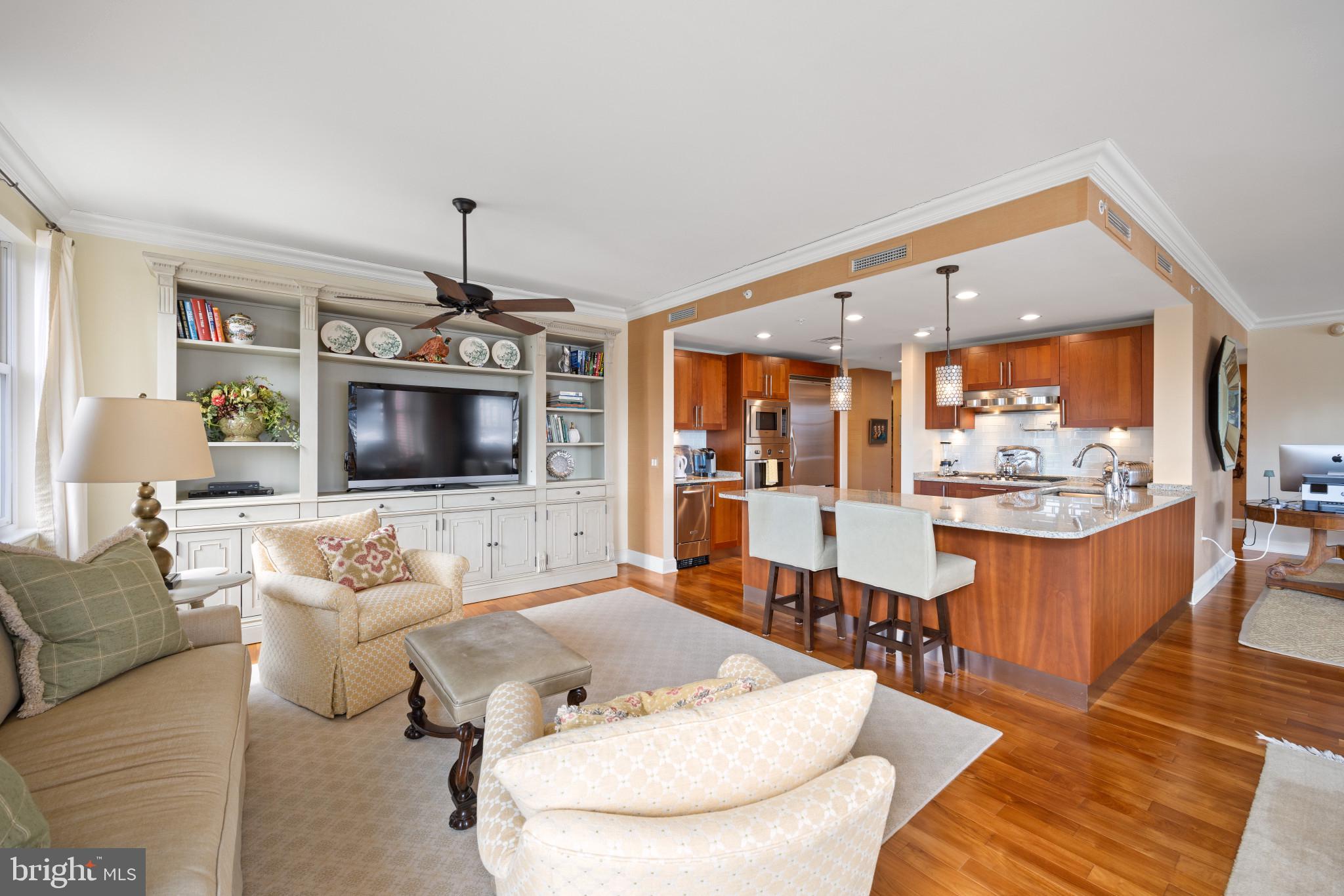 THE RITZ-CARLTON RESIDENCES - Residential