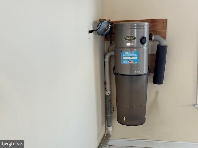 WHITE MARSH - Residential