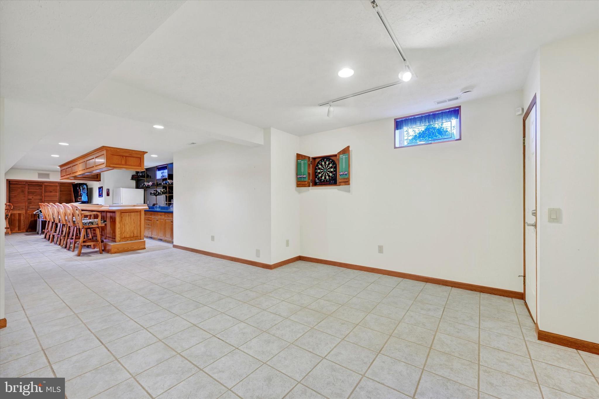 WHITE MARSH - Residential