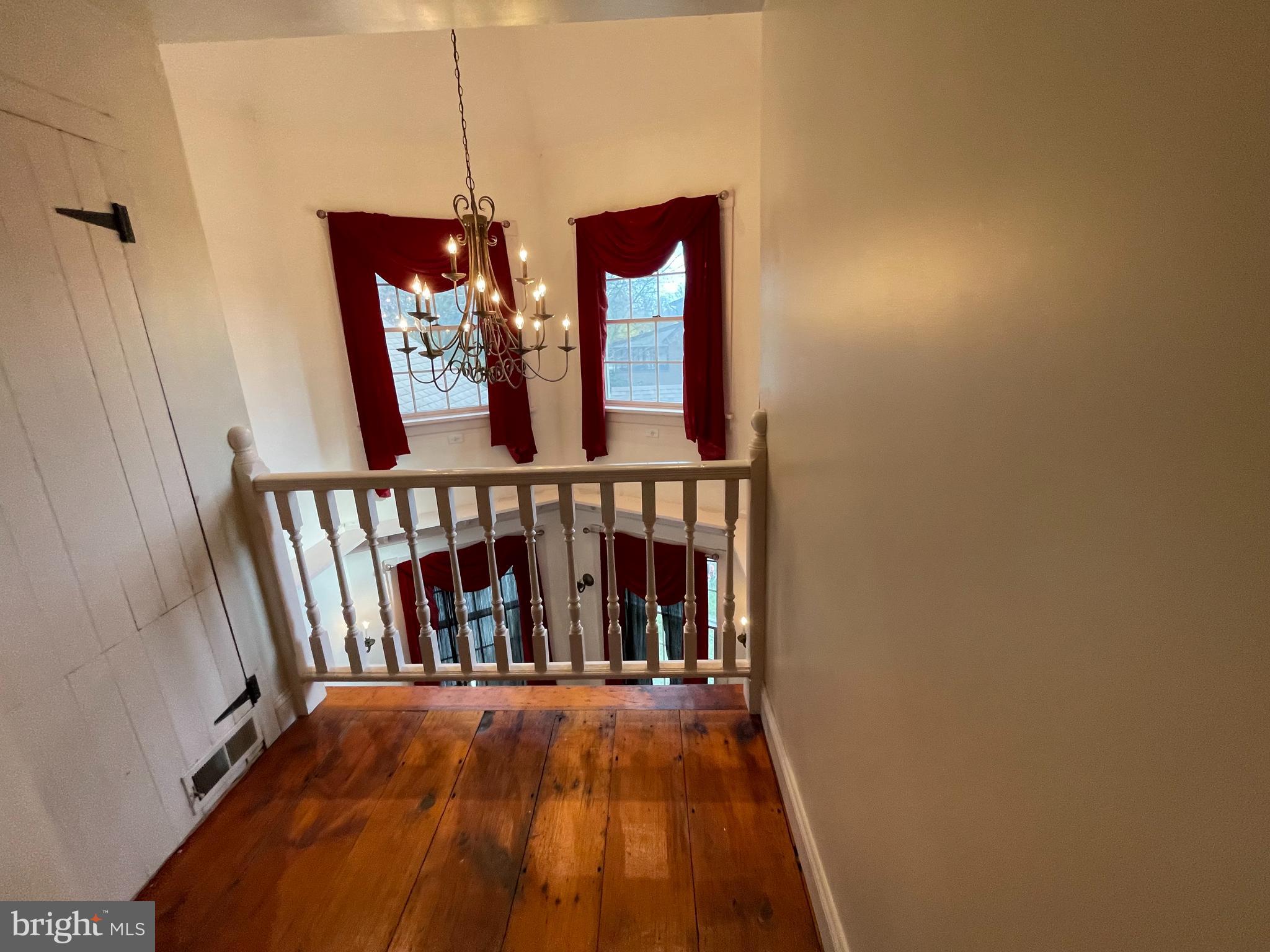 SPORTING HILL - Residential Lease