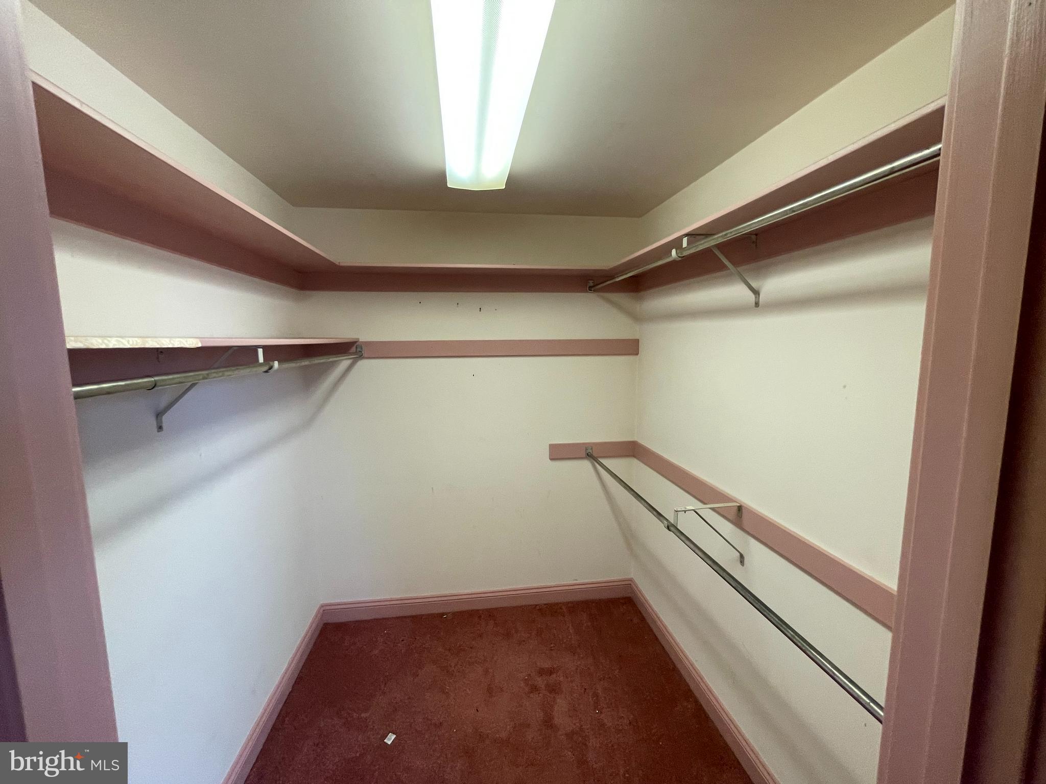 SPORTING HILL - Residential Lease