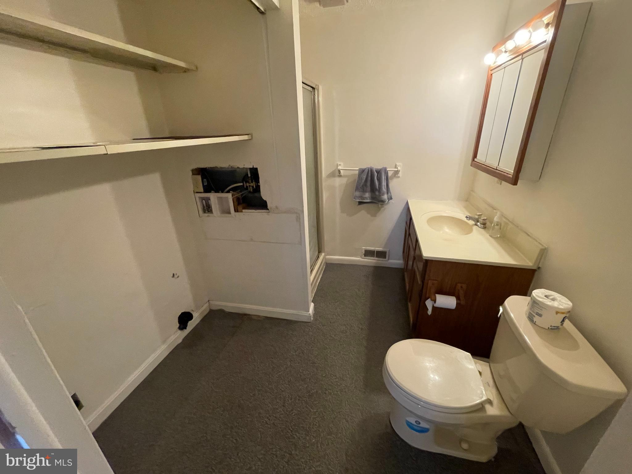 SPORTING HILL - Residential Lease