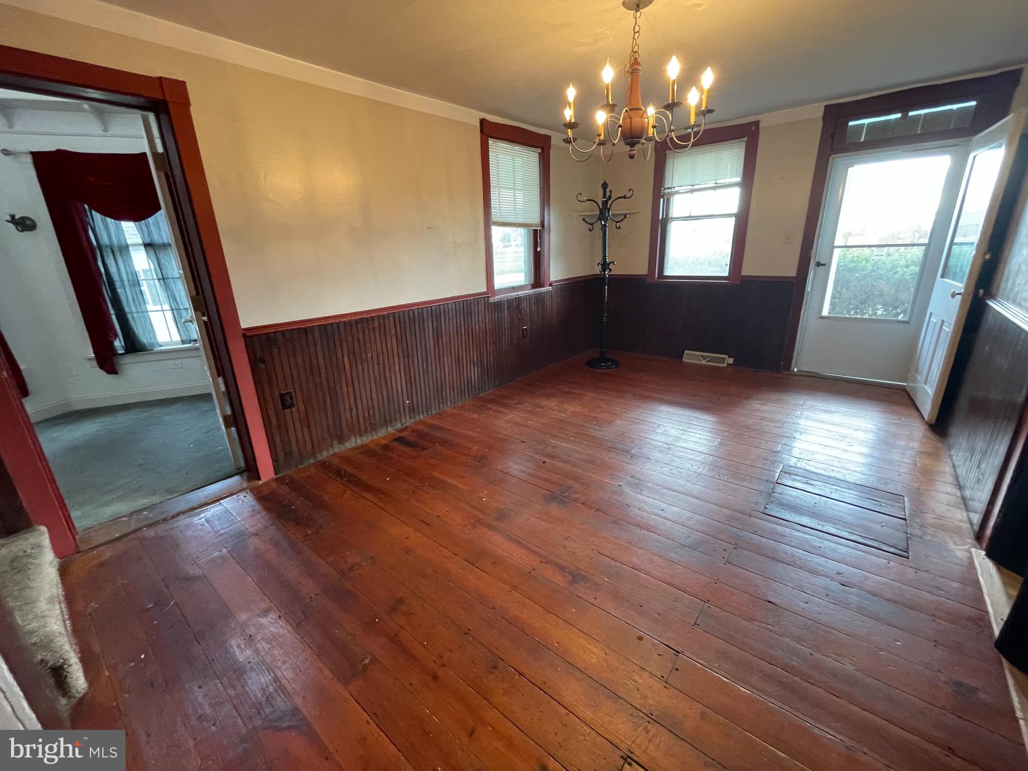 SPORTING HILL - Residential Lease