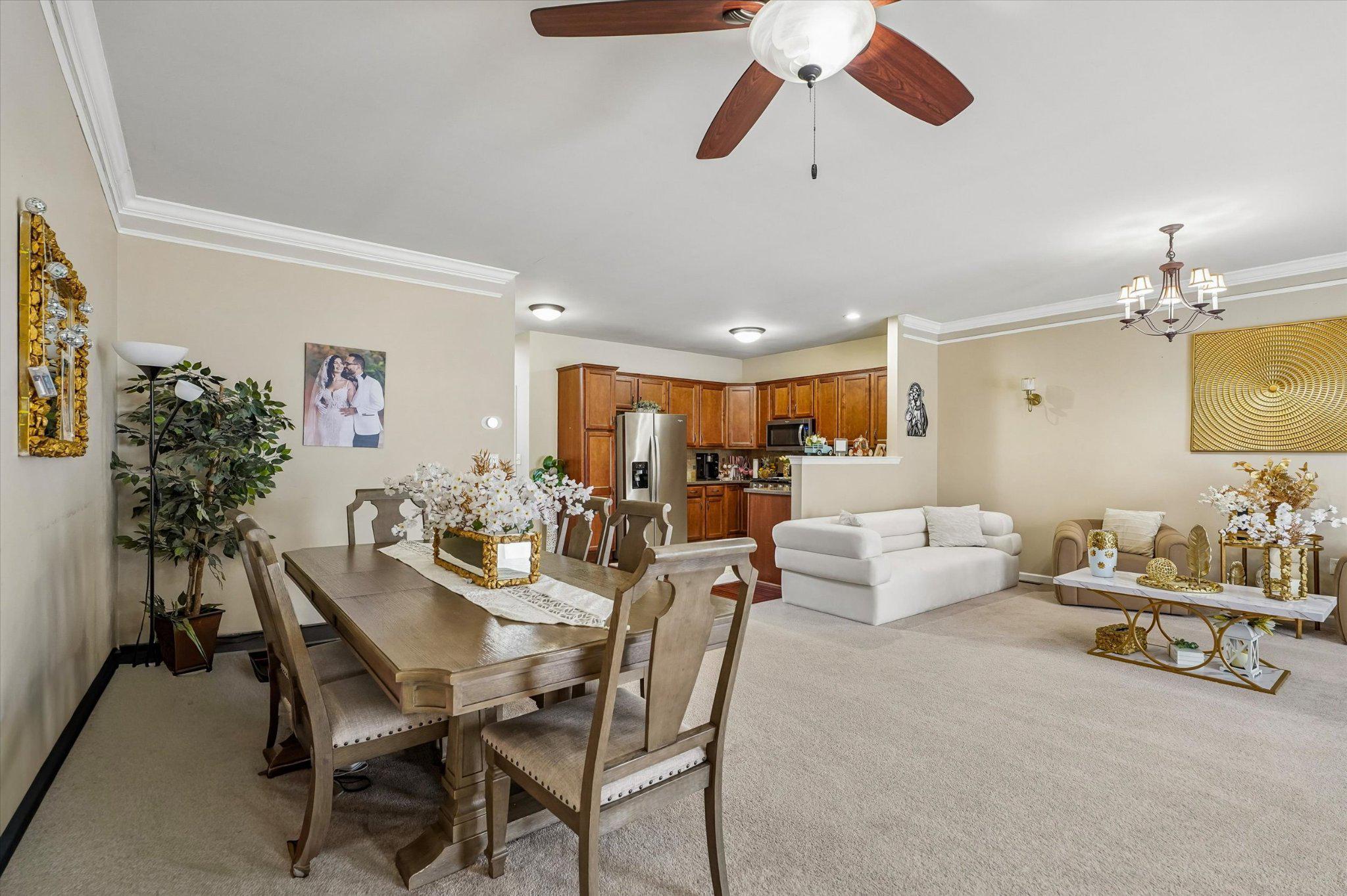 390 AUBURN COURT