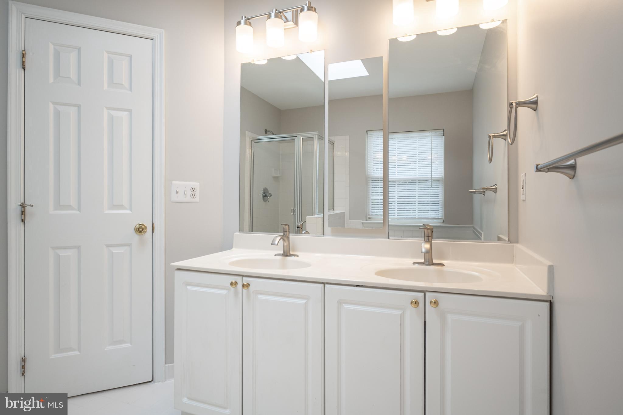 ASHBURN - Residential Lease