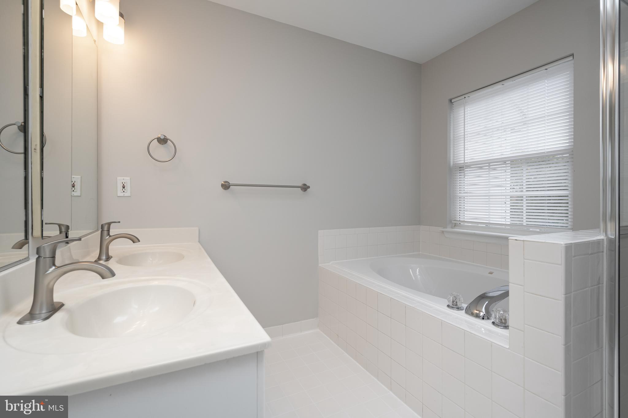 ASHBURN - Residential Lease