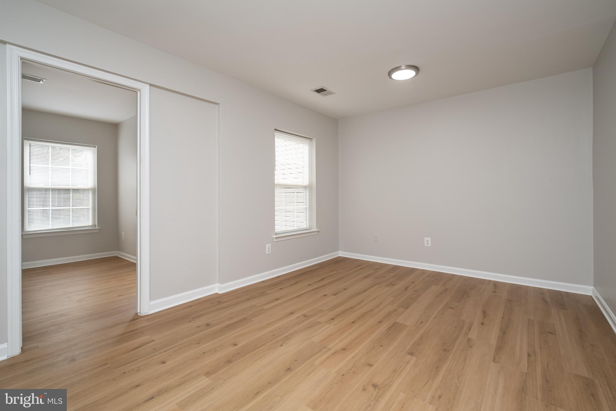 ASHBURN - Residential Lease