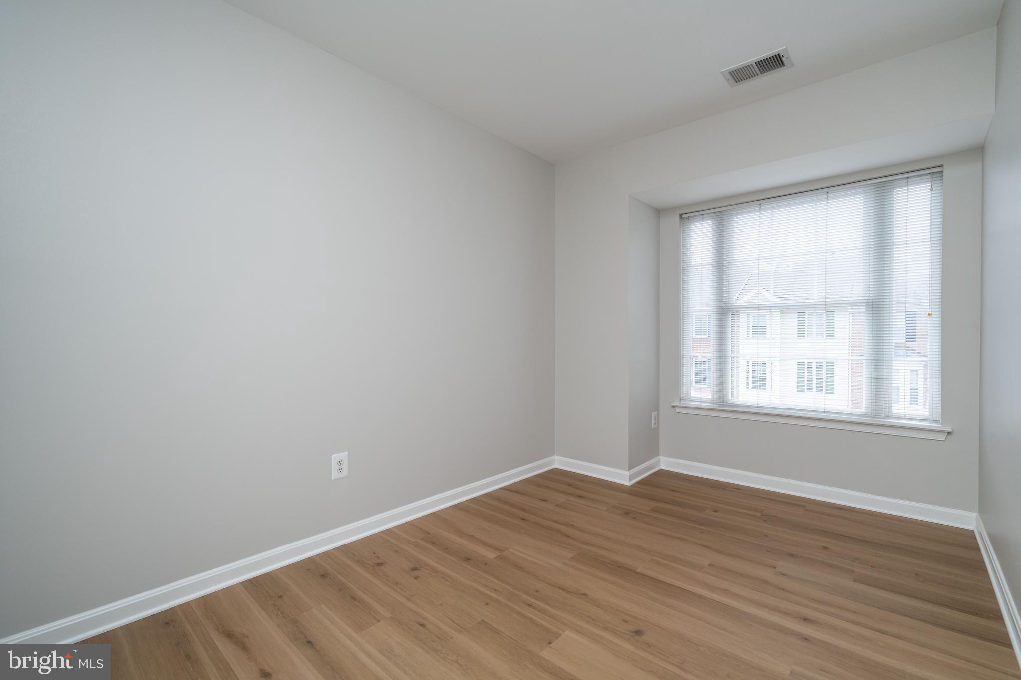 ASHBURN - Residential Lease