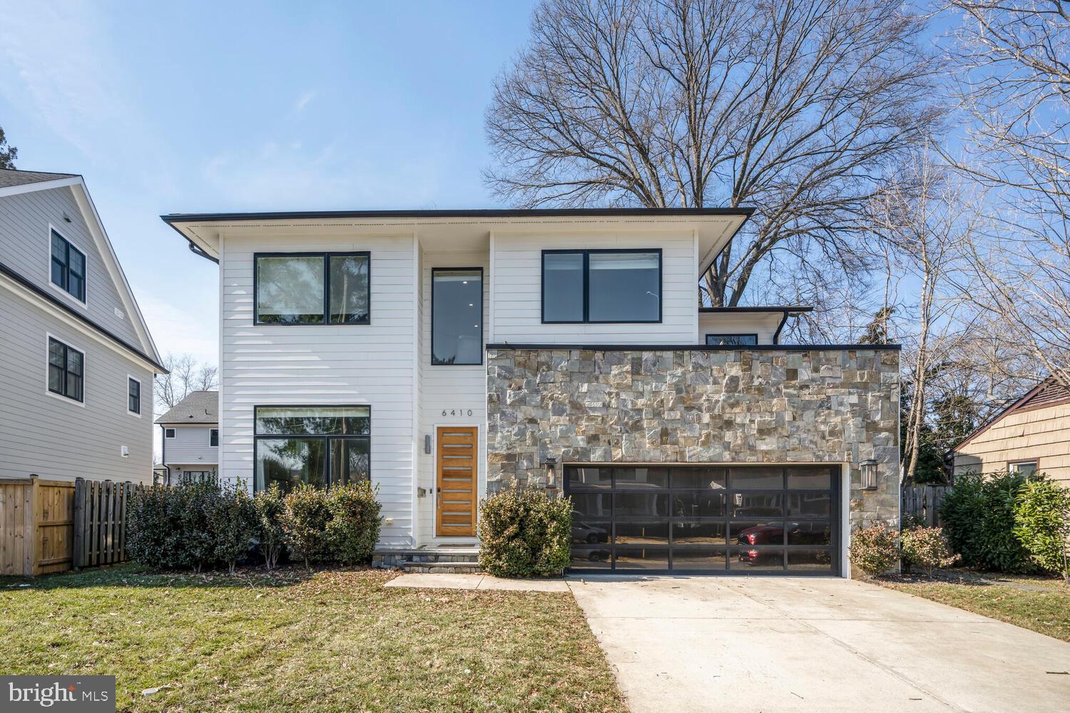 GEORGETOWN VILLAGE - Residential