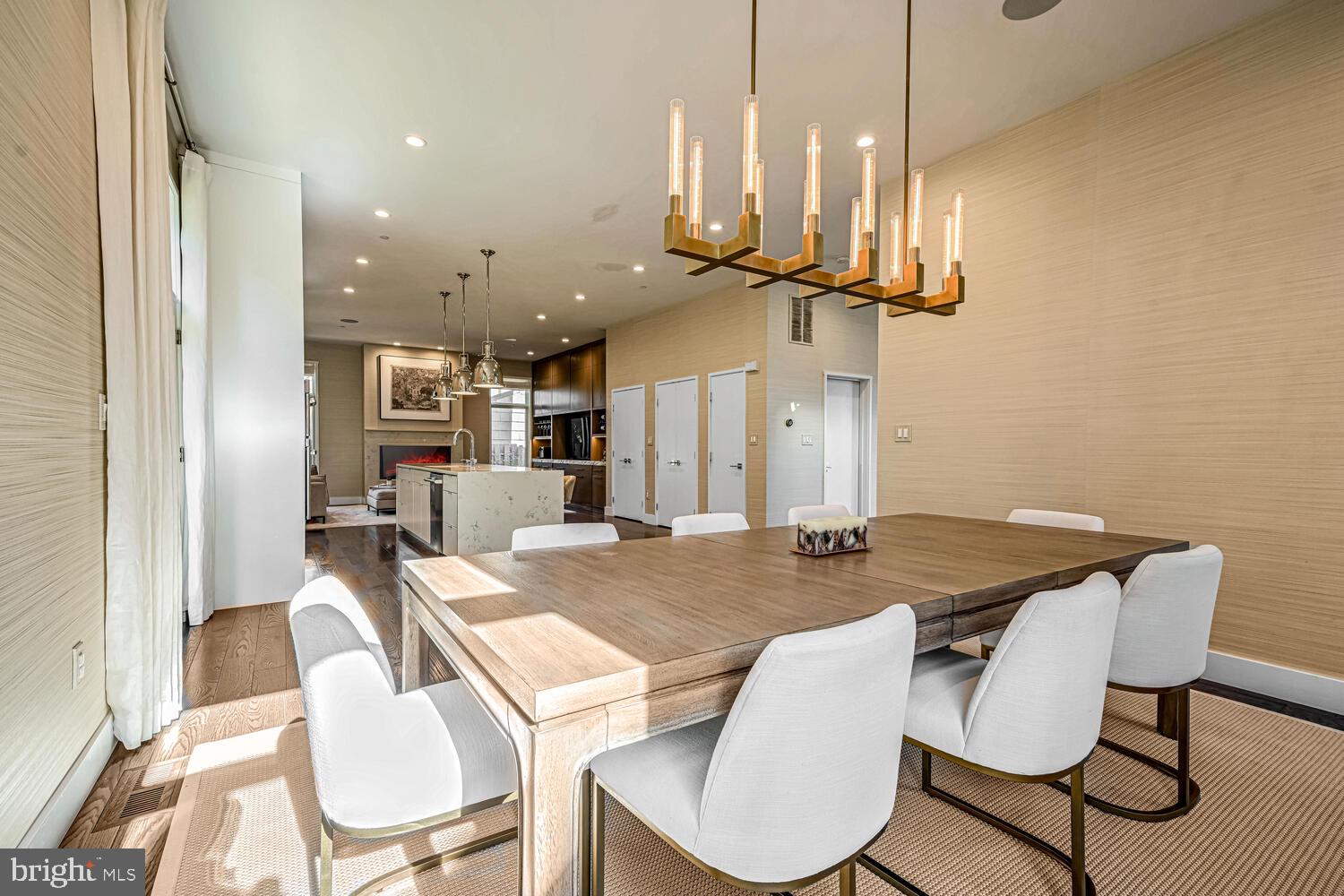 GEORGETOWN VILLAGE - Residential