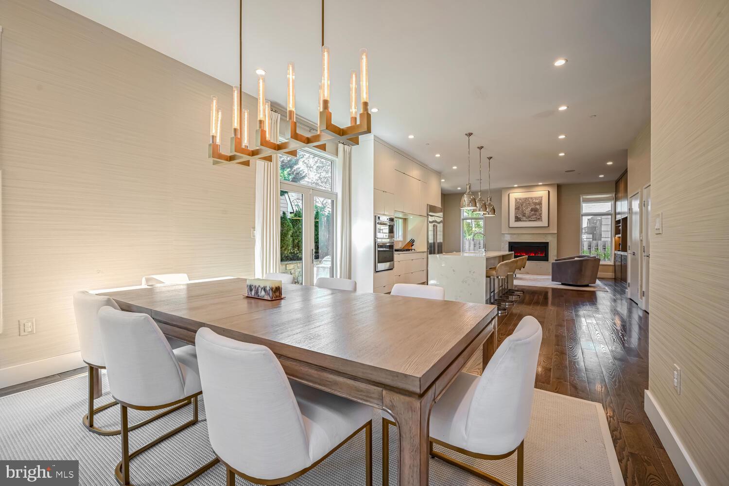 GEORGETOWN VILLAGE - Residential