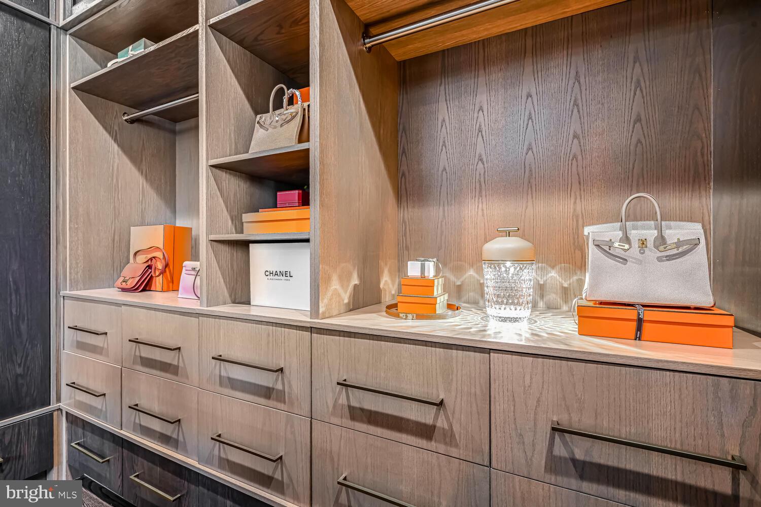 GEORGETOWN VILLAGE - Residential