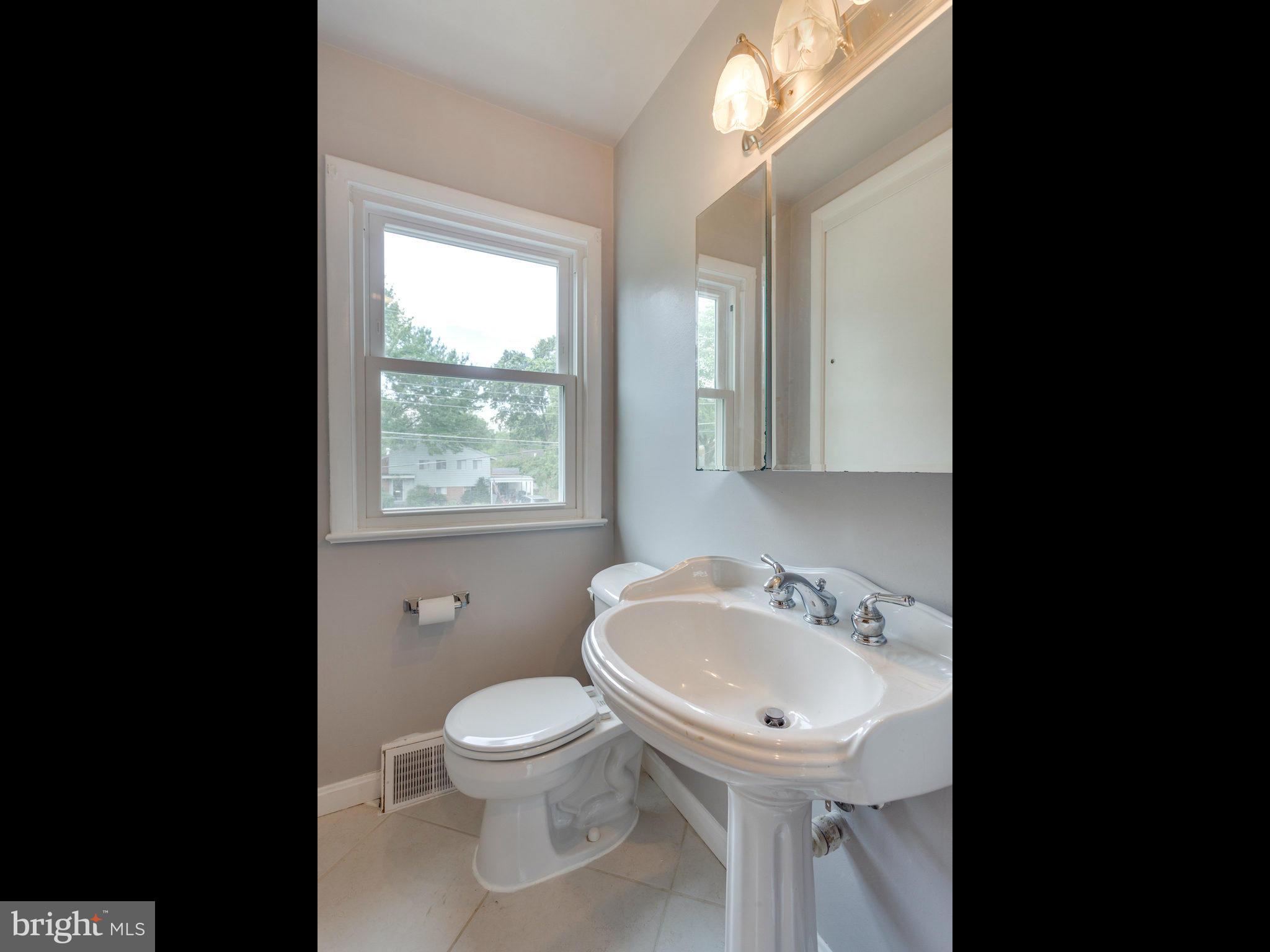 WAYNEWOOD - Residential