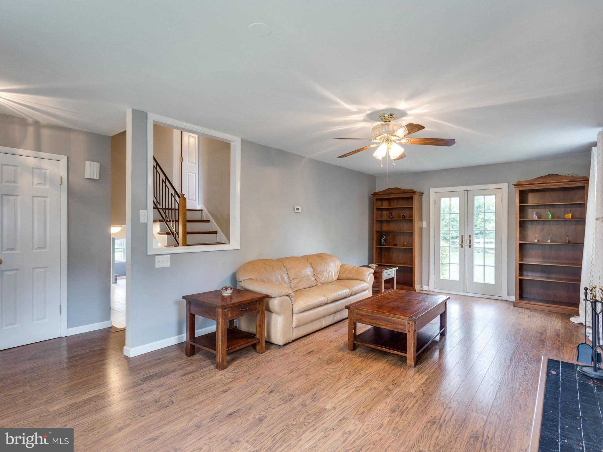 WAYNEWOOD - Residential