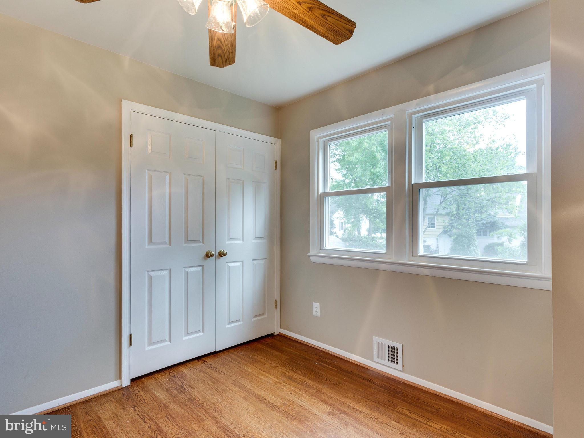 WAYNEWOOD - Residential