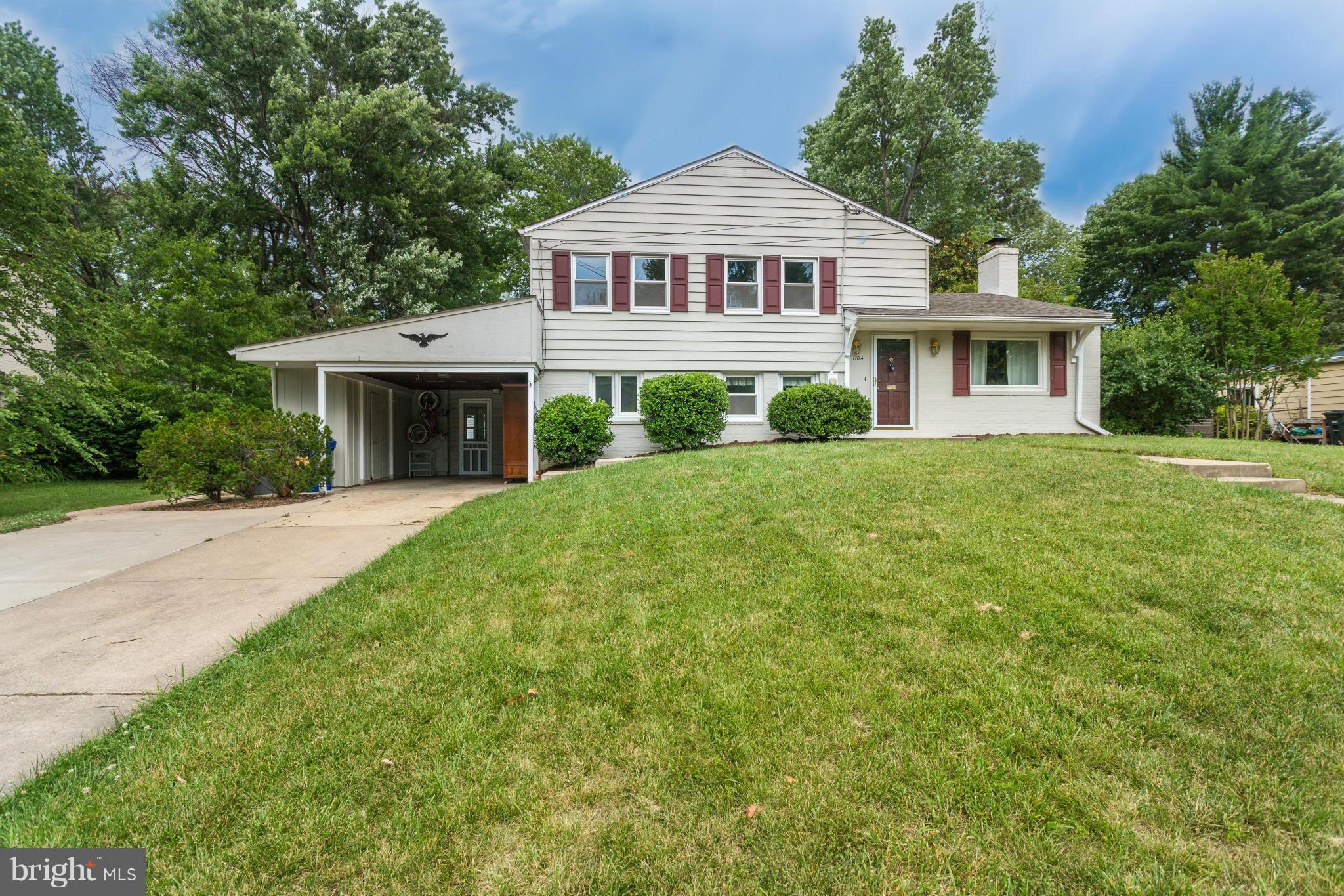 WAYNEWOOD - Residential