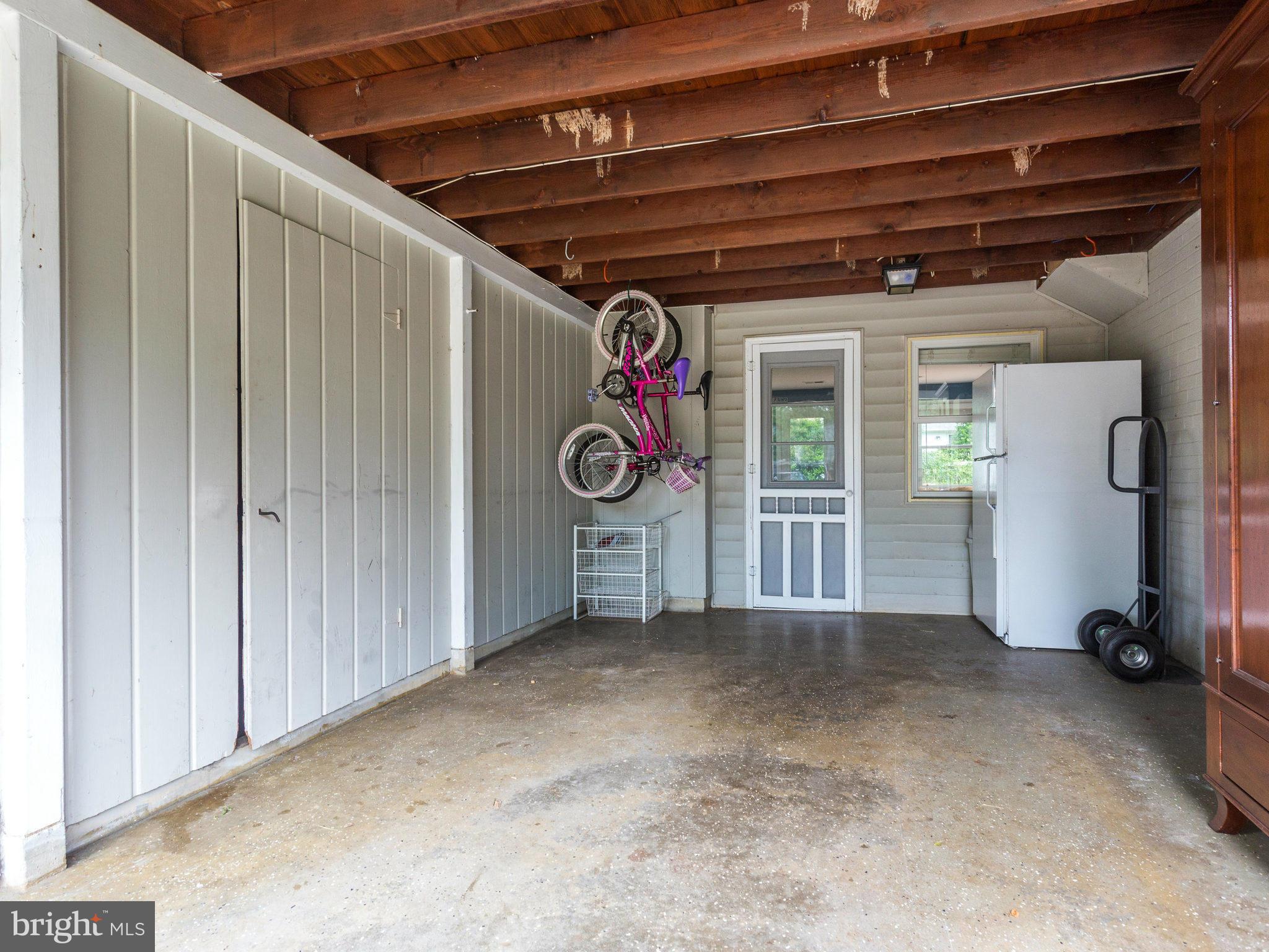 WAYNEWOOD - Residential