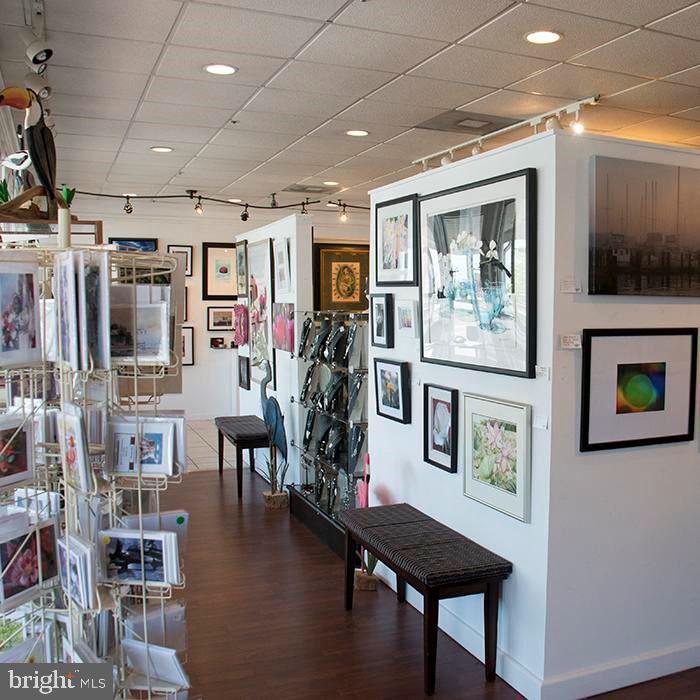 RICHFIELD STATION VILLAGE - Residential