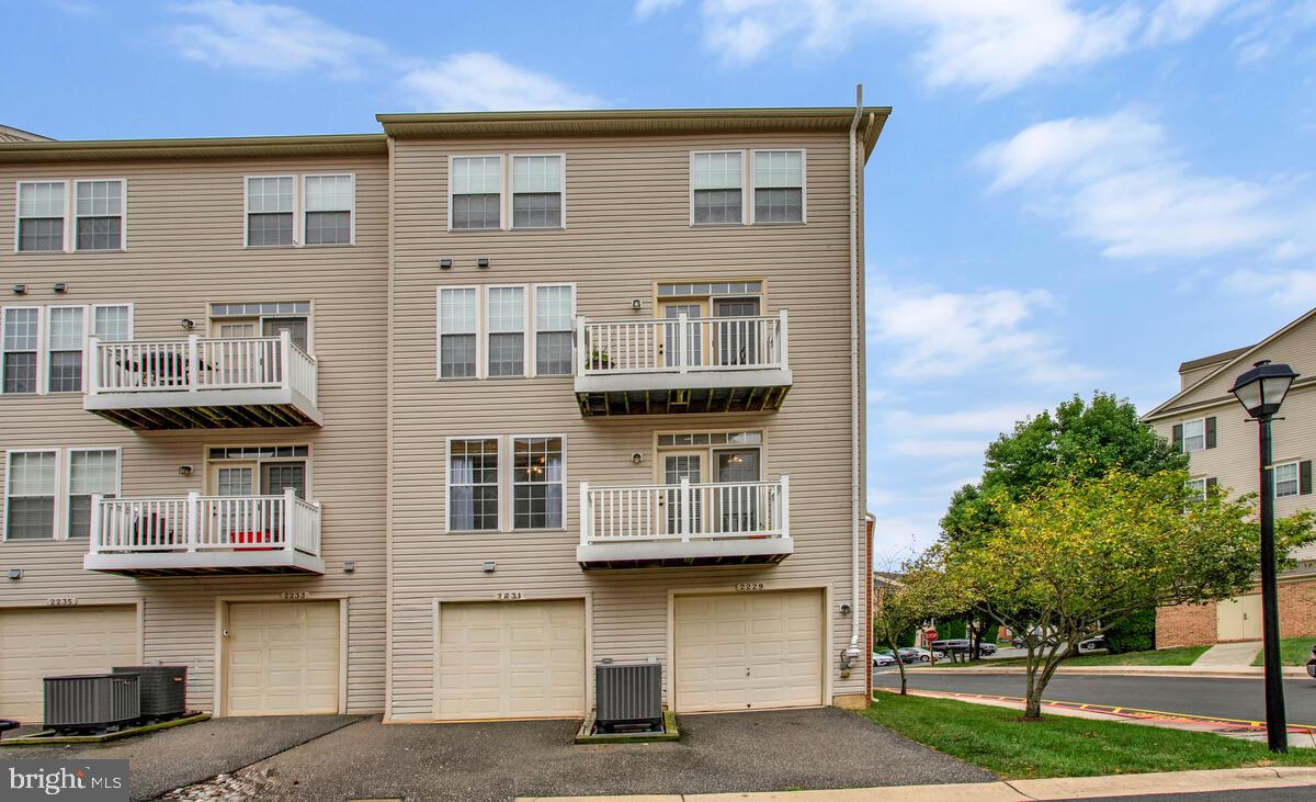 RICHFIELD STATION VILLAGE - Residential